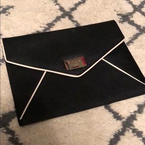 Kate side envelope clutch